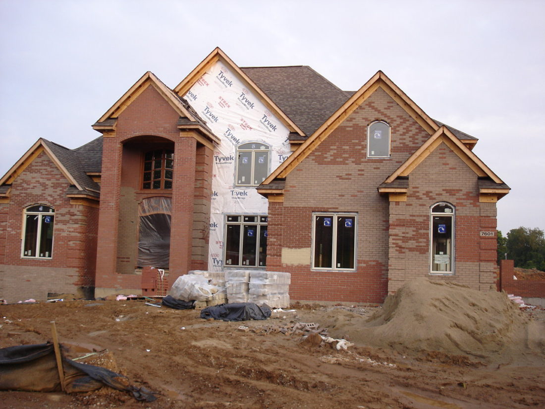 Mcmansion_under_construction